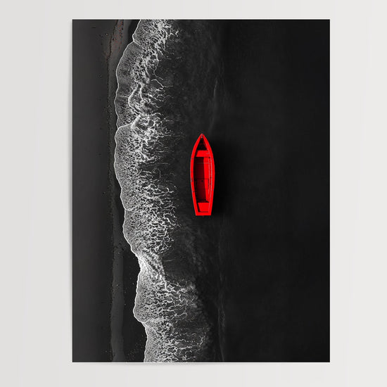 Poster mural Barque rouge - Éclat solitaire sur mer sombre — Vierge - poster-presentation-produit