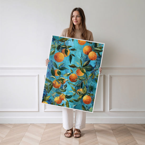 Poster mural Oranges - Fraîcheur d'un été en Méditerranée — Vierge - poster-femme-debout