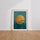 Poster Oiseaux zen - Envol serein sur un soleil doré et un ciel turquoise — Vierge - living-room — passe-partout blanc