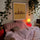 Poster Paris - Éclat doré du crépuscule et silhouettes iconiques — Chambre enfant - poster-garçon-lampe — passe-partout blanc