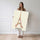 Poster Paris Tour Eiffel - Brunch gourmand aux douceurs sucrées — Vierge - poster-femme-debout