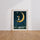 Poster Petite fée sur la lune - Douceur nocturne et rêves étoilés — Vierge - living-room — passe-partout blanc