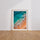 Poster Plage paradisiaque - Sable blanc et eaux turquoise vues du ciel — Vierge - living-room — passe-partout blanc