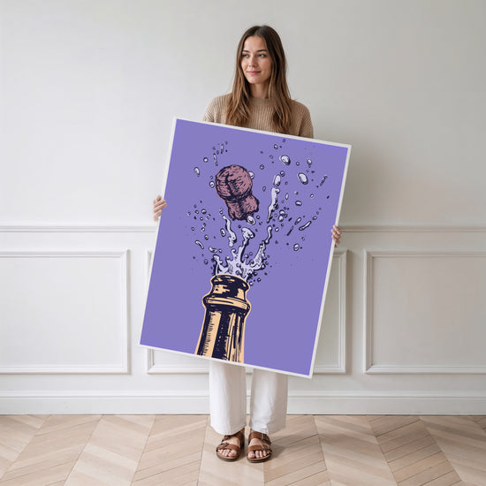 Poster Pop art violet - Une cuisine pleine d'énergie et de gaieté — Vierge - poster-femme-debout