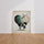 Poster Sœurs - Tendresse pastel et amour fraternel — Vierge - living-room