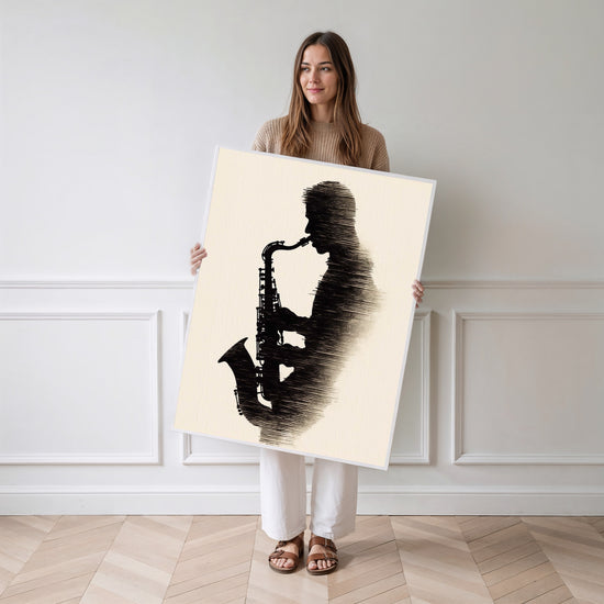 Poster Saxophoniste - Silhouette musicale au souffle libre — Vierge - poster-femme-debout