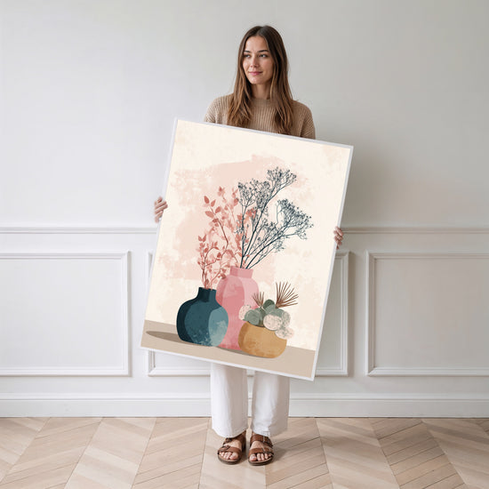 Poster Vases scandinaves - Douceur pastel et esprit nordique — Vierge - poster-femme-debout