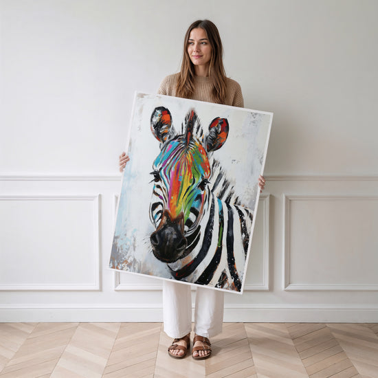 Poster Zèbre arc-en-ciel - Rayures multicolores pleines d'énergie — Vierge - poster-femme-debout