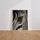 Poster Zèbre - Regard sauvage en noir et blanc — Vierge - living-room