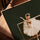 Ballerina canvas schilderij met gouden eiken lijst, perfecte wanddecoratie voor een elegante woonkamer