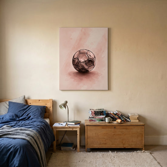 Tableau décoratif ballon de foot style esquisse tons roses dans chambre ado moderne