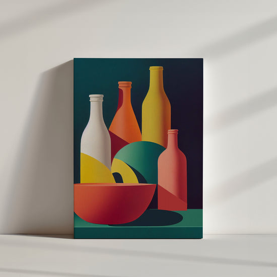 Ein farbenfrohes Wandbild auf dunkelblauem Hintergrund mit einer bunten 2D-Illustration dekorativer Flaschen in Weiß, Orange und Gelb. Es gibt auch eine große orangefarbene Schale.