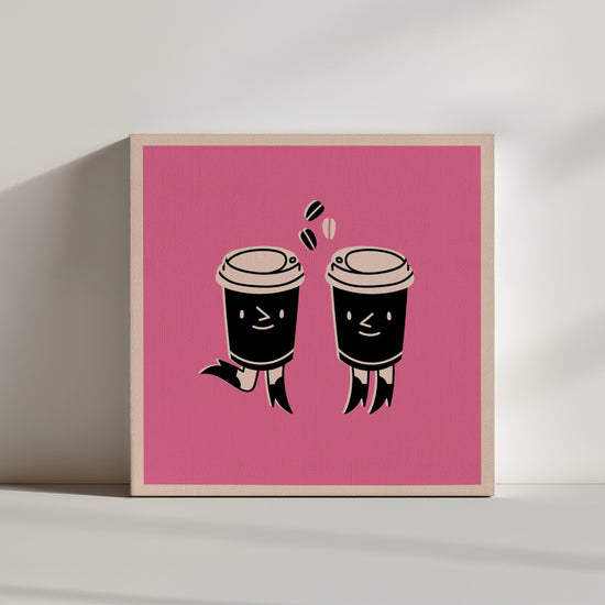 Un tableau coloré rose avec deux tasses à café personnifiées qui se font faces. Elles ont des jambes et un visage qui sourit