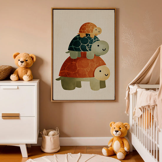 Tableau chambre bébé trois tortues empilées couleurs douces décoration murale apaisante
