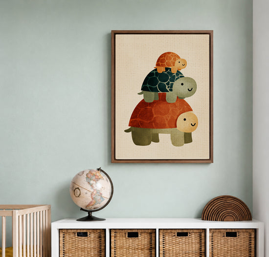 Tableau chambre bébé trois tortues empilées couleurs douces pour décoration murale apaisante enfant