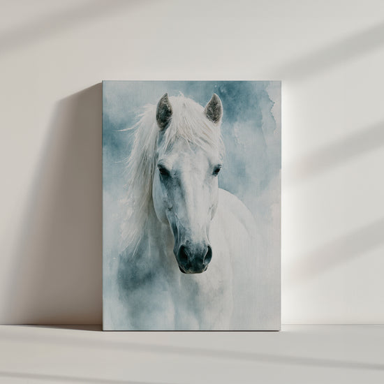 Tableau cheval blanc aquarelle fond bleu élégant présentation toile décorative murale