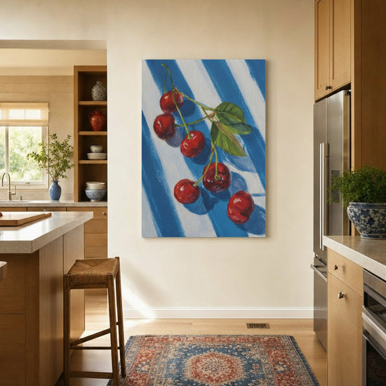 Wandbild für die Küche mit roten Kirschen auf blau-weißem Streifenhintergrund, genussvolle Deko