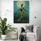 toile murale danseuse africaine apporte une touche exotique dans un salon moderne