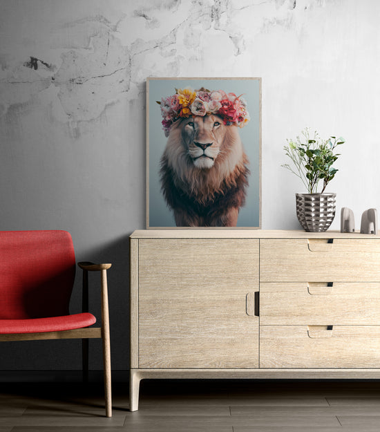 Dans un salon au style contemporain, l'image d'un lion fleuri ajoute une touche artistique.