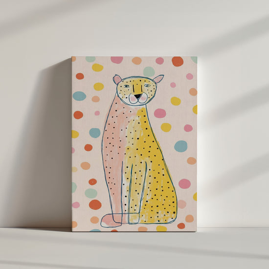Cuadro infantil de leopardo rosa y amarillo con manchas para decorar habitación infantil con ambiente dulce y lúdico