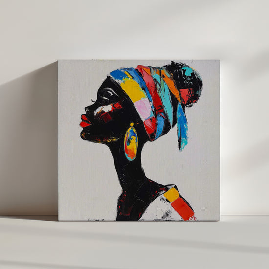 toile femme africaine de profil, boucle d'oreille ovale, éléments colorés.