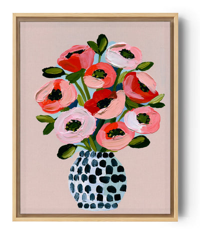 Modern bloemen canvas met roze en rode bloemen in blauwe gestippelde vaas, kunst voor aan de muur