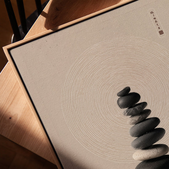 Tableau galets zen empilés pour salon minimaliste apaisant