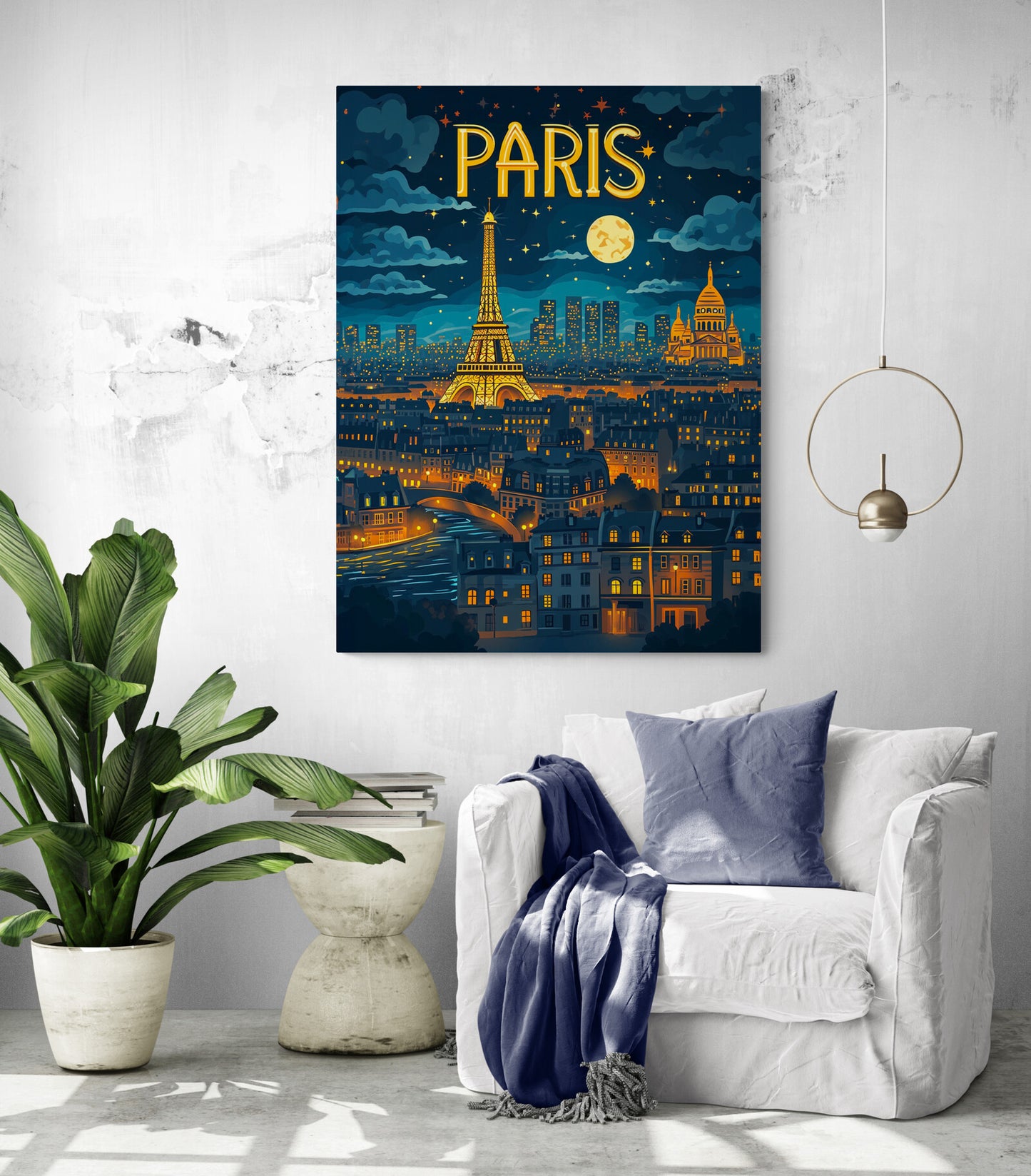 toile de Paris scintillante est accrochée dans un salon moderne avec un canapé blanc et des touches de bleu, invitant à des rêves de voyages dans la ville lumière.