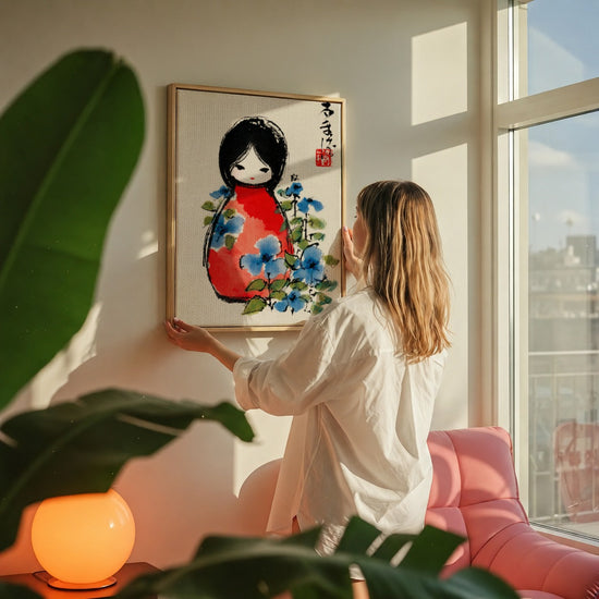 Tableau japonais aquarelle fillette kimono rouge fleurs bleues décoration murale salon coloré