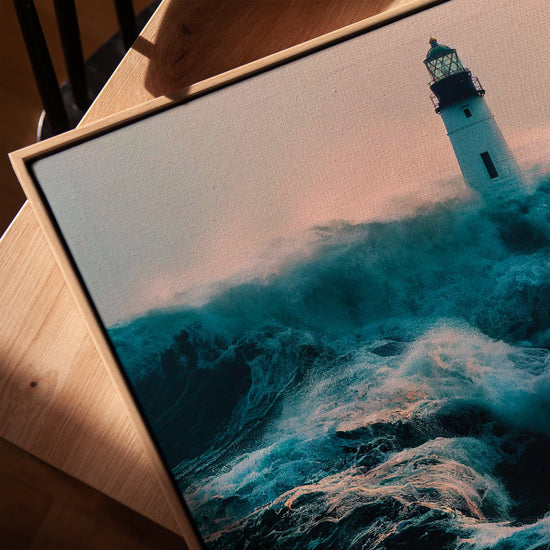 Tableau phare dans la tempête pour salon minimaliste