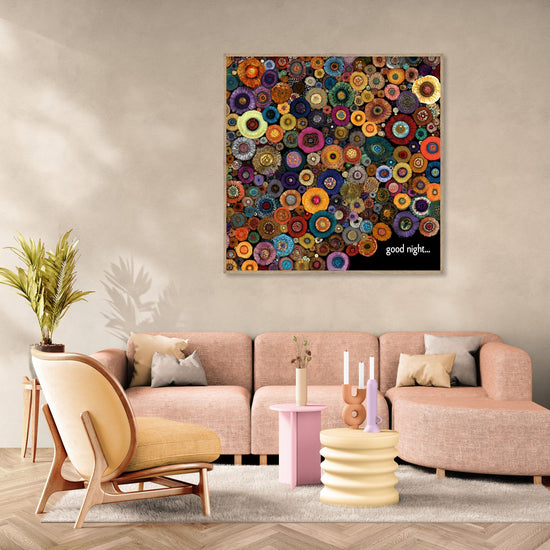 Tableau déco en mandalas colorés offrant une touche bohème dans un salon moderne et cosy