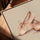 Texture de toile de tableauhaussons de ballerine design rose poudré délicate