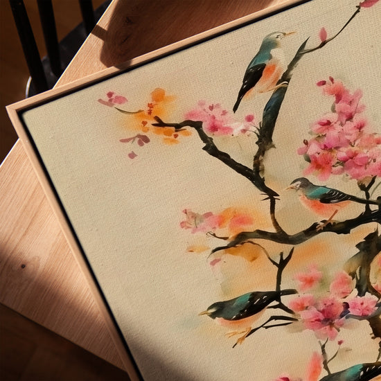 Cerisier sakura et hirondelles toile aquarelle pour bureau scandinave