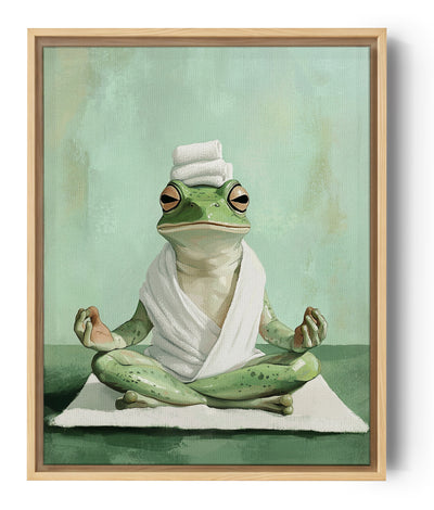 Ein detailliertes Bild des Wandbilds selbst, auf dem der Frosch mit halb geschlossenen Lidern eine Zen-Haltung auf einer weißen Matte einnimmt, vor einem sanften pastellgrünen Hintergrund.