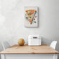 Petite toile peinte, pizza tableau dans une cuisine, peint à l'aquarelle, on y voit une belle part de pizza avec tomate fraiche et mozzarelle fondante, inspiré de l'artiste Beatrix Potter