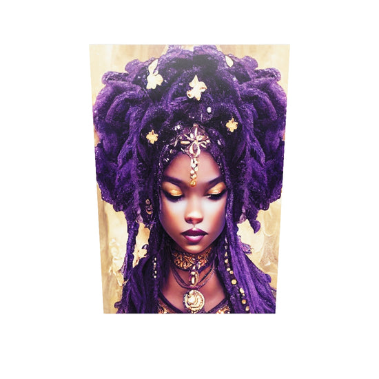 tableau plexiglass imprimé inspiré de la peinture et de la déesse éthérée à la peau sombre, longs cheveux violets et noirs avec des perles ornées et des pièces d'or