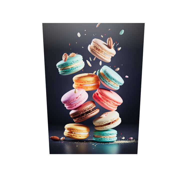 Un tableau plexiglas en 3D de macaron colorés, ambiances gourmandes et art moderne sont de paires pour une cuisine pleine de vie 