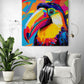 Tableau déco toucan en pop art, gros plan sur l'oiseau exotique aux couleurs vives